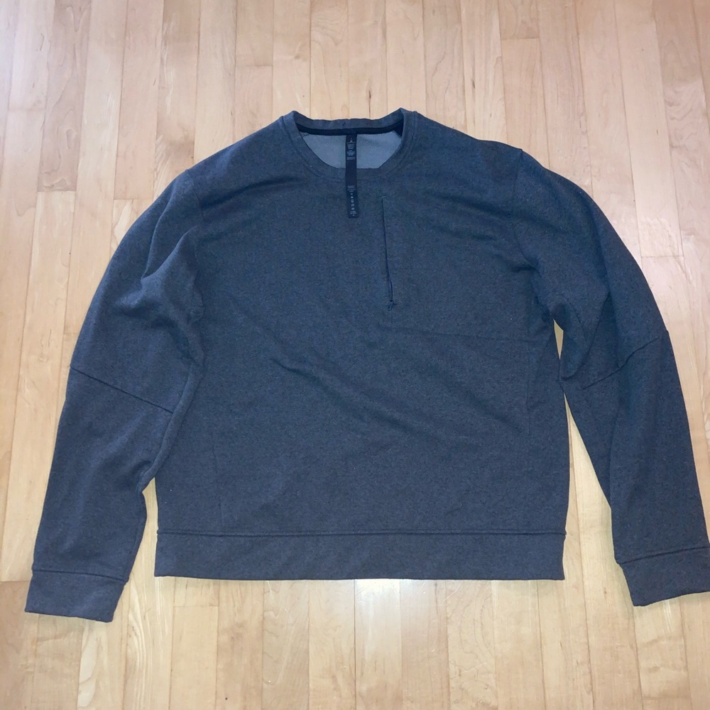 Men’s Gray Lululemon Chest Zip Pocket Warmth Crewneck Sweater size Large